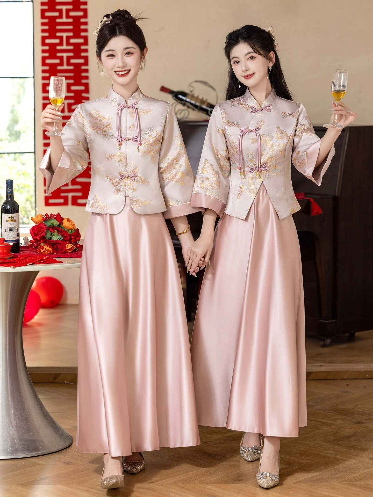 Vivian Orange Chinese Style Maids Dress Long Sleeve Wedding Sister Group Pink High-End Feeling Long Dress Gown
Vivian Orange Chinese Style Maids Dress Long Sleeve Wedding Sister Group Pink High-End Feeling Long Dress Gown