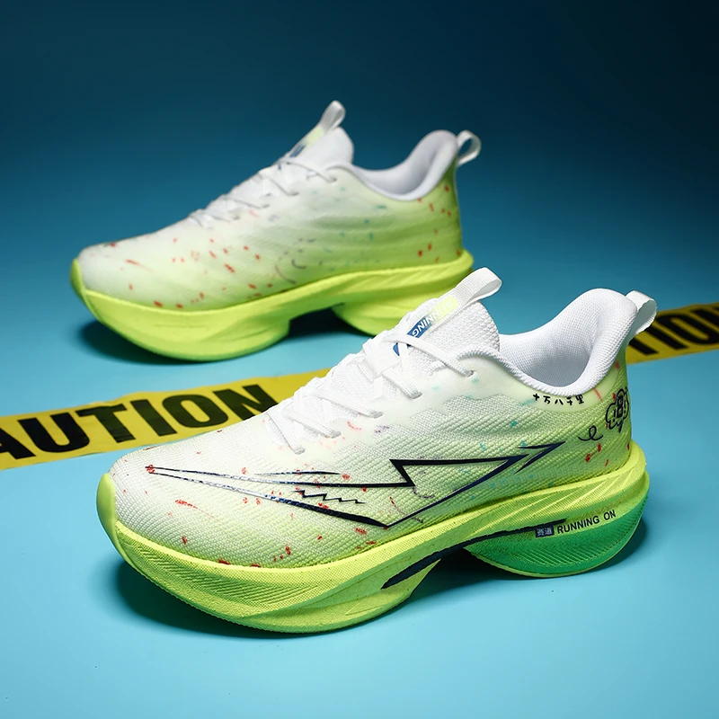 Мужская спортивная обувь, легкие гоночные кроссовки из карбоновой пластины, зимняя амортизация, противоскользящие, износостойкие, дышащие.
Мужская спортивная обувь, легкие гоночные кроссовки из карбоновой пластины, зимняя амортизация, противоскользящие, износостойкие, дышащие.