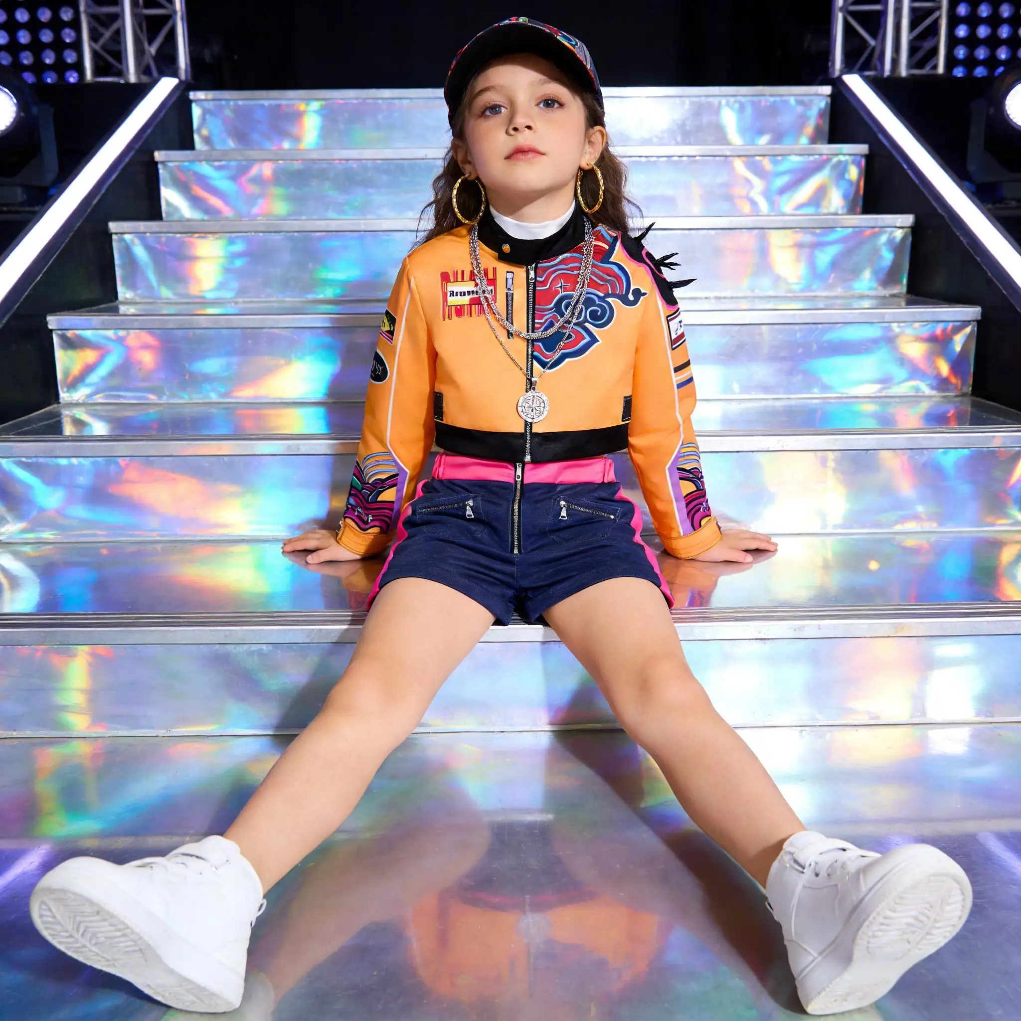 Carnival Girls Hip Hop Set Cosplay Costume+Necklace+Earrings Kids Deep Blue Shorts+Orange Tops Group K-pop Performance Costumes
Carnival Girls Hip Hop Set Cosplay Costume+Necklace+Earrings Kids Deep Blue Shorts+Orange Tops Group K-pop Performance Costumes