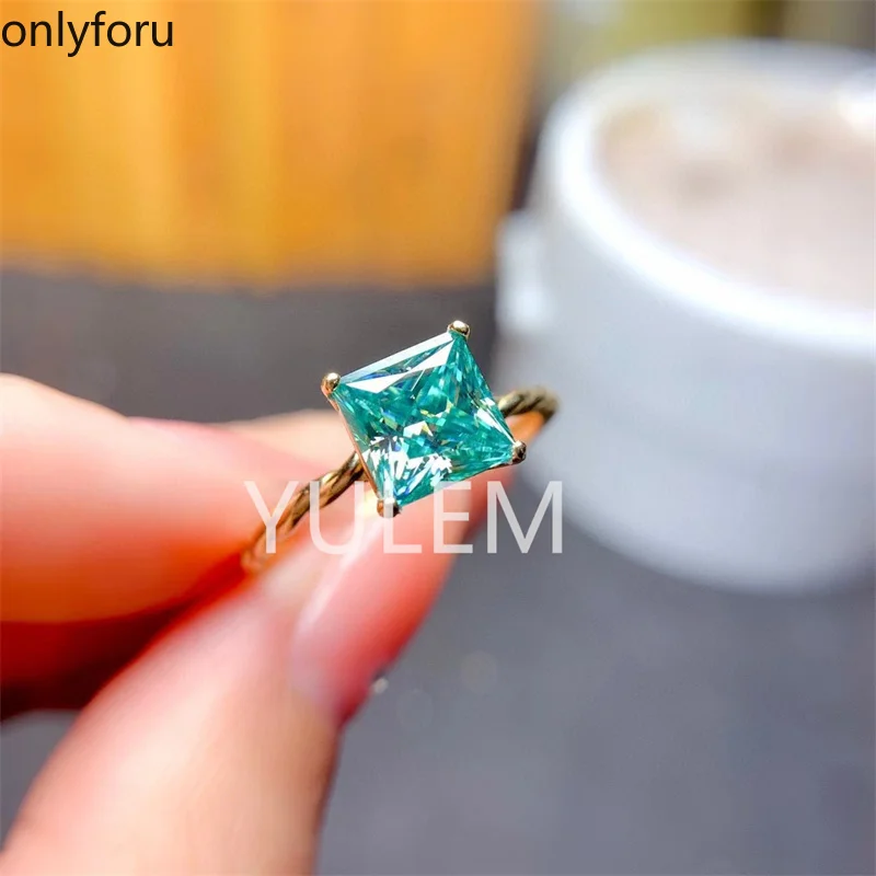 S925 Square Silver Ring 2 Carat Green Square Moissanite Jewelry Pass Diamond Test Party Commemorative Gift
S925 Square Silver Ring 2 Carat Green Square Moissanite Jewelry Pass Diamond Test Party Commemorative Gift