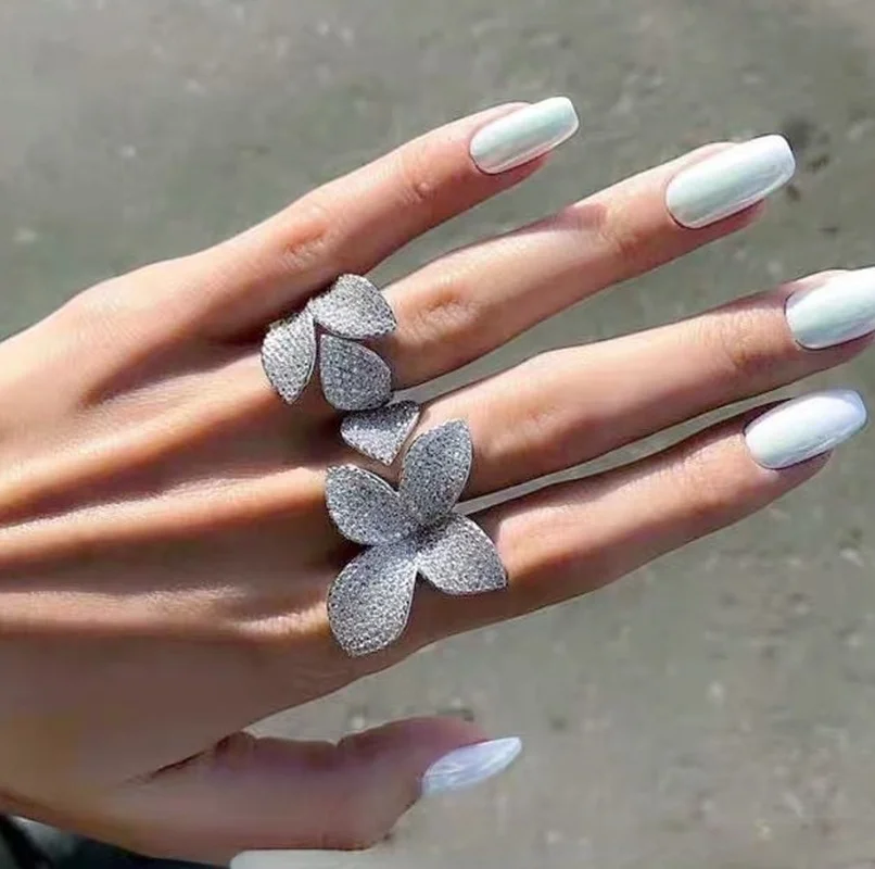 Big S925 Silver Flower Leaf Adjustable Ring with Bling Zircon Stone for Women Wedding Engeagement Fashion Jewelry 2022 Trend
Big S925 Silver Flower Leaf Adjustable Ring with Bling Zircon Stone for Women Wedding Engeagement Fashion Jewelry 2022 Trend