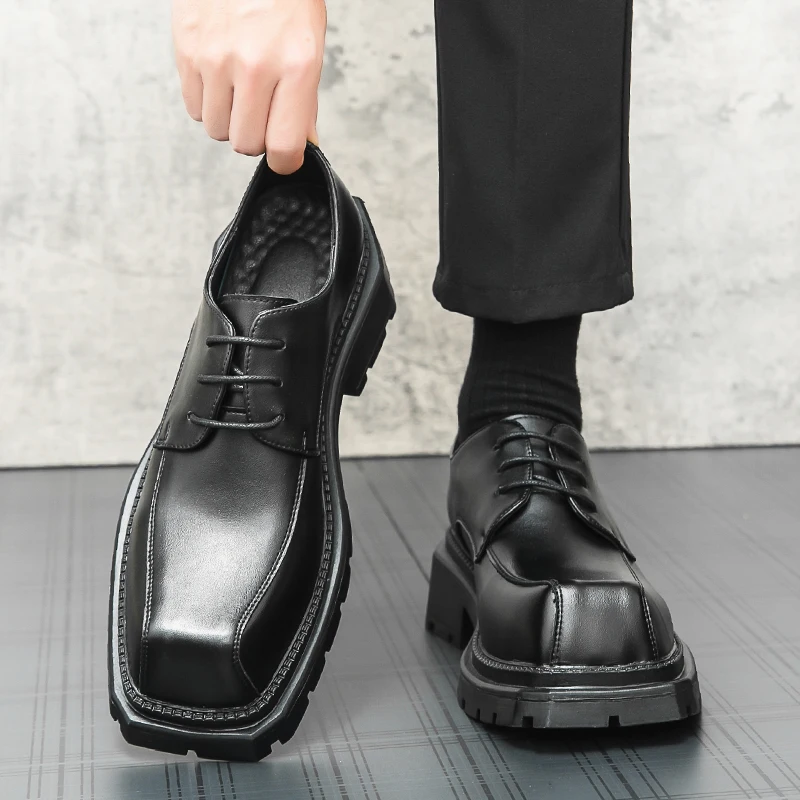 Men Classic Derby Shoes Lacquer Leather Black High Grade Fashion Lace up Business Dress Shoes Square Headed European Party Shoes
Men Classic Derby Shoes Lacquer Leather Black High Grade Fashion Lace up Business Dress Shoes Square Headed European Party Shoes