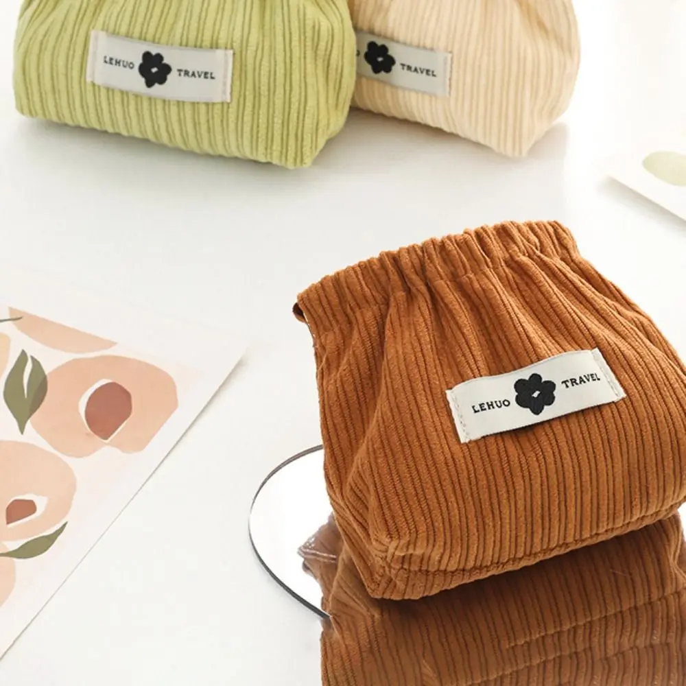 New Mini Shrapnel Bag Corduroy Solid Color Lipstick Purse Soft Coin Purse Girl
New Mini Shrapnel Bag Corduroy Solid Color Lipstick Purse Soft Coin Purse Girl