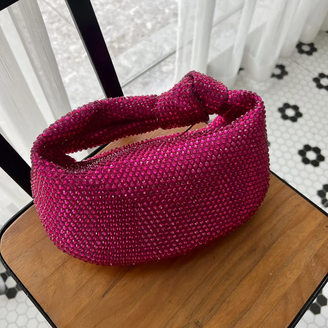 New Knot Diamond Bag Fashion Texture Handheld Women's Luxury Party Bag
New Knot Diamond Bag Fashion Texture Handheld Women's Luxury Party Bag