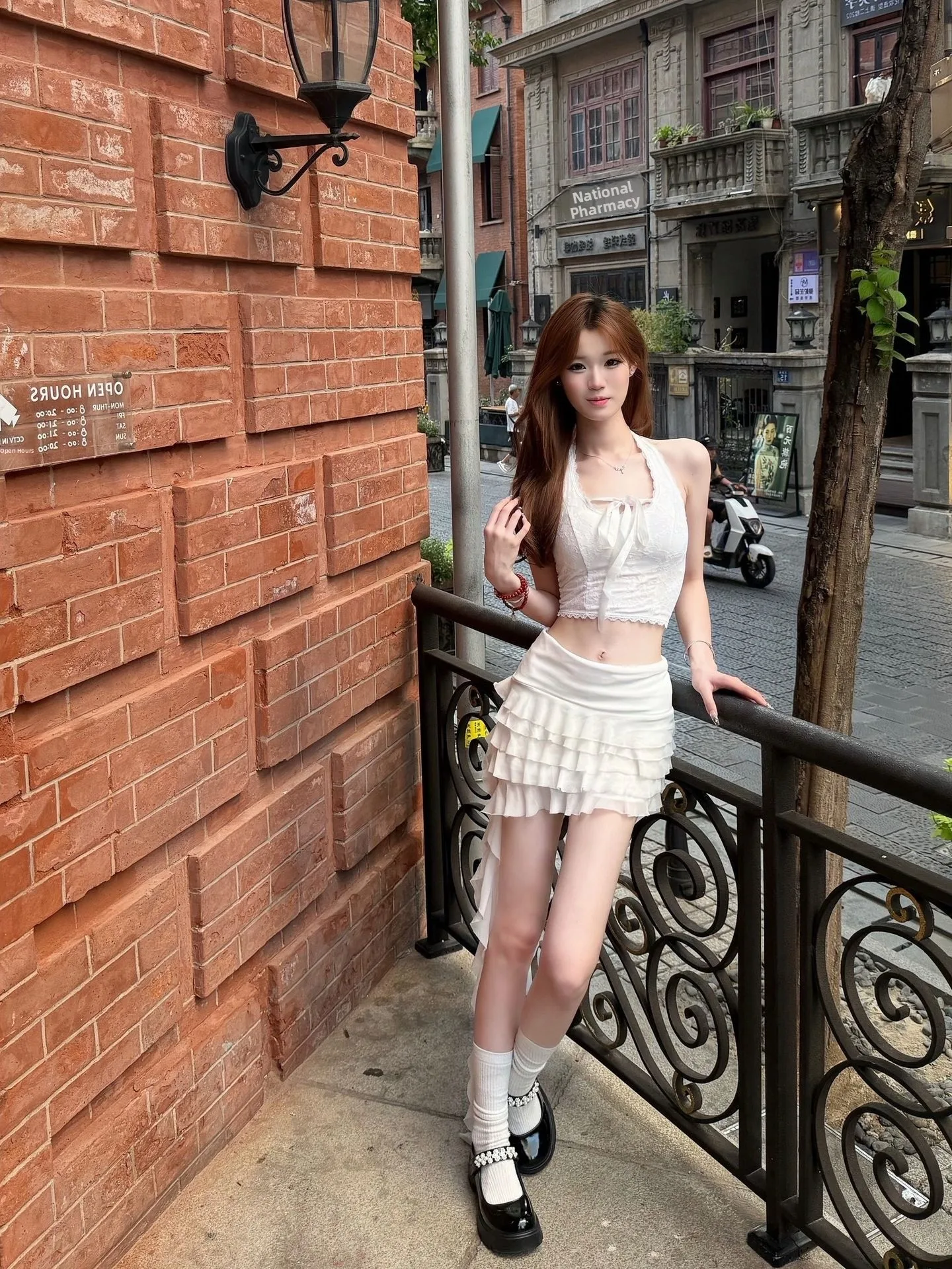 Sweet Knot V-Neck Lace Halter Top High Waist Slim Fit Asymmetrical Cake Skirt Summer Two-Piece Set Women Elegant Style
Sweet Knot V-Neck Lace Halter Top High Waist Slim Fit Asymmetrical Cake Skirt Summer Two-Piece Set Women Elegant Style