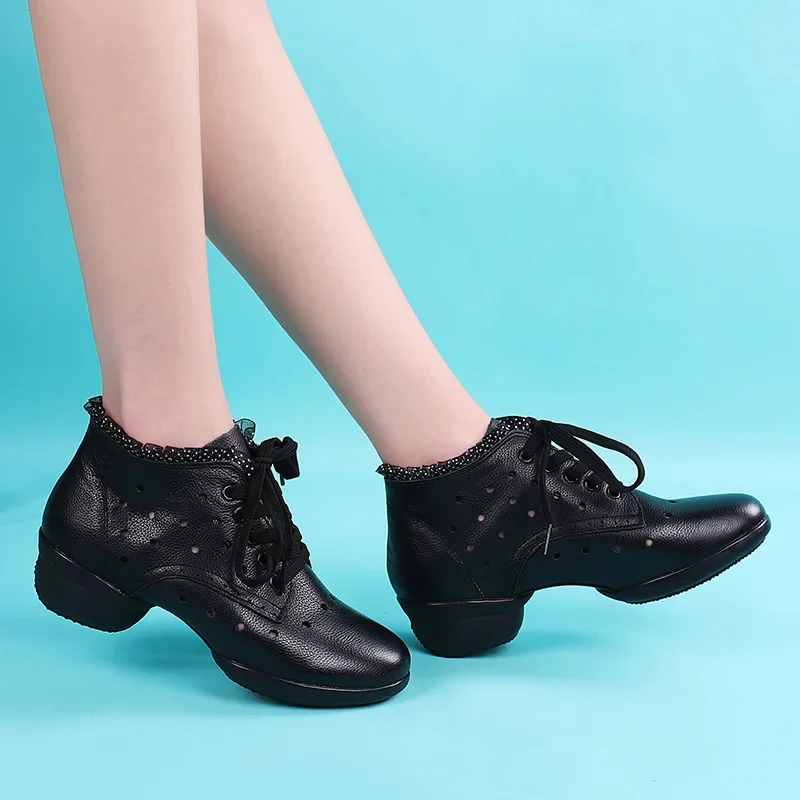 XIHAHA High Quality Women Genuine Leather Boots Woman Shoes Soft Girls Ballroom Modern Dancing Shoes Ladies Dance Boots Sneakers
XIHAHA High Quality Women Genuine Leather Boots Woman Shoes Soft Girls Ballroom Modern Dancing Shoes Ladies Dance Boots Sneakers