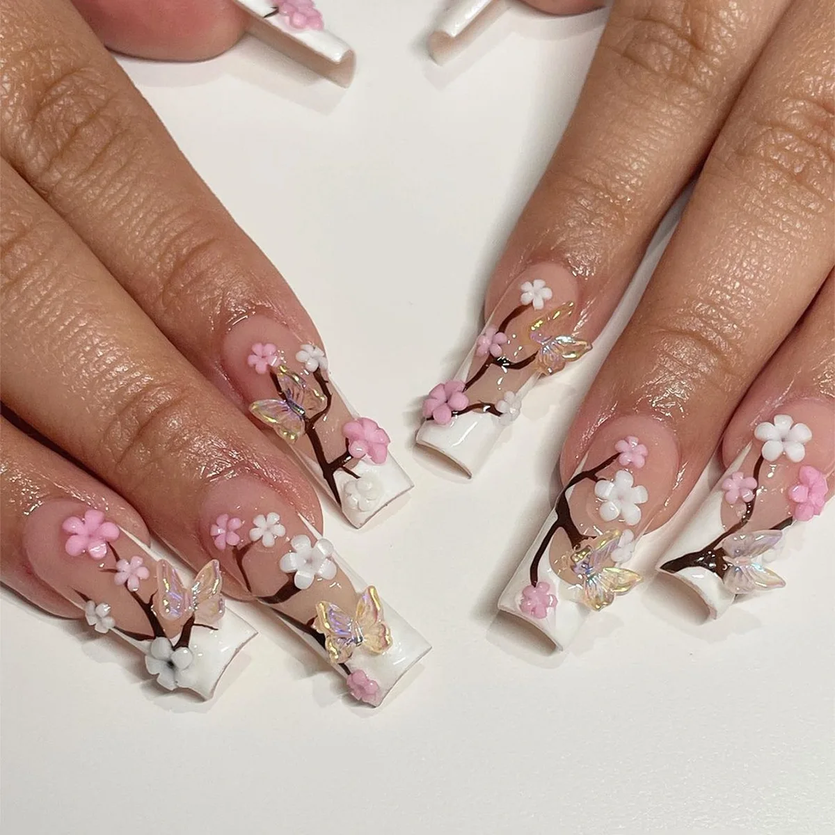 3D fake nails with flowers butterfly rhinestones accessories long french coffin tips faux ongles press on false nail supplies
3D fake nails with flowers butterfly rhinestones accessories long french coffin tips faux ongles press on false nail supplies