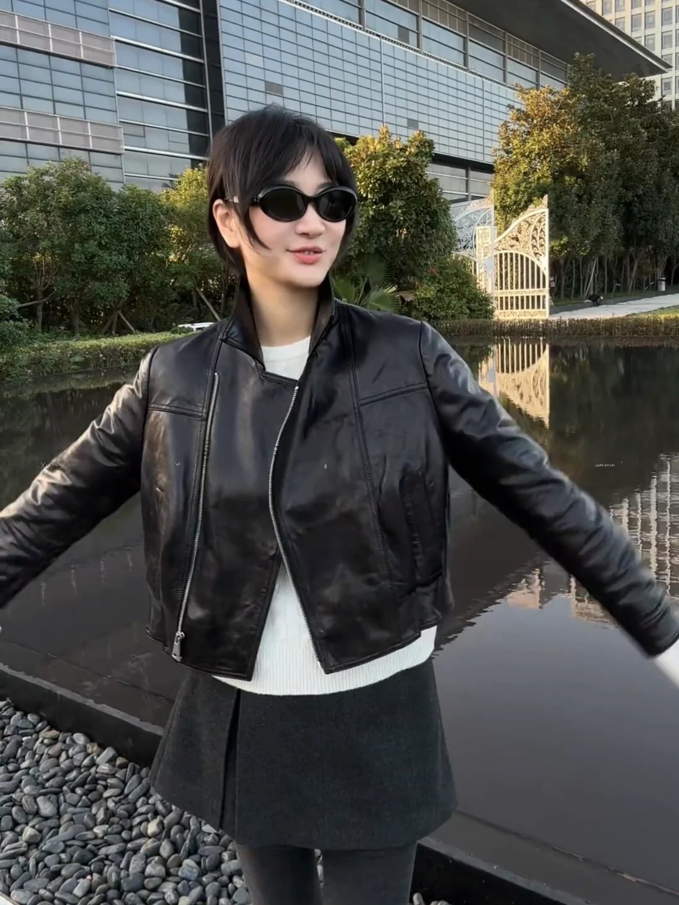 Ning 2025 New Sle Women's Leather Jaet Genuine eepskin Long Sve Zipper Closure Luxury Feel Small Size Friendly
Ning 2025 New Sle Women's Leather Jaet Genuine eepskin Long Sve Zipper Closure Luxury Feel Small Size Friendly