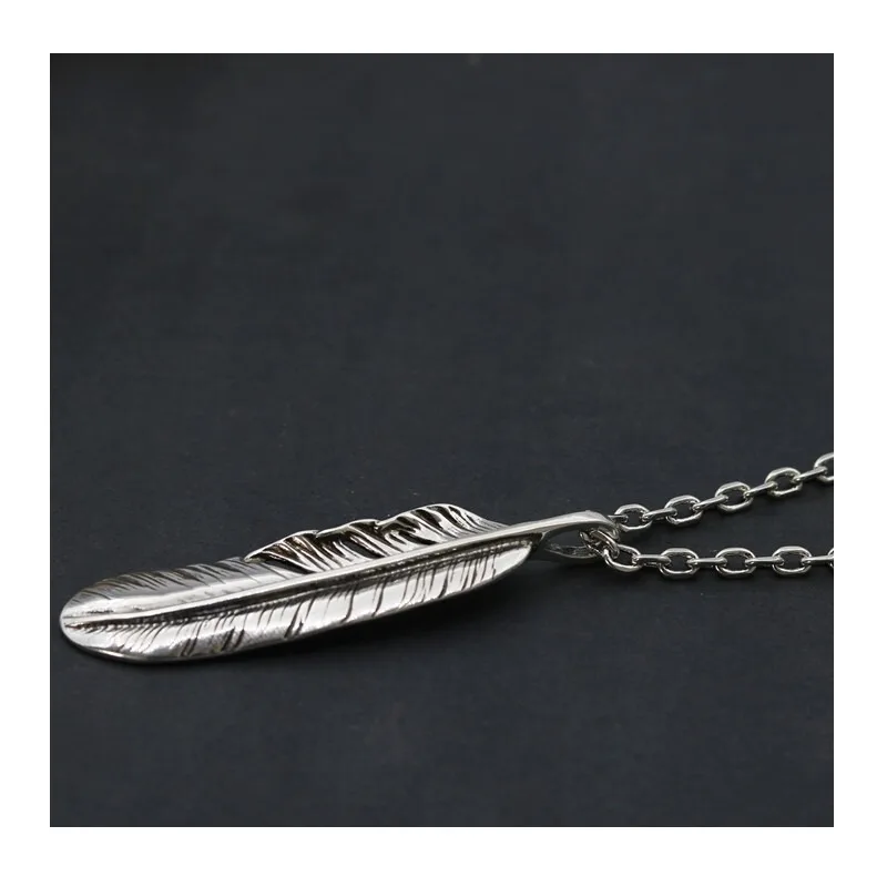 Trendy Brand Takahashi 'Goro Feather Pendant Thai Silver Retro Fashion Hip Hop Punk Couple Necklace
Trendy Brand Takahashi 'Goro Feather Pendant Thai Silver Retro Fashion Hip Hop Punk Couple Necklace