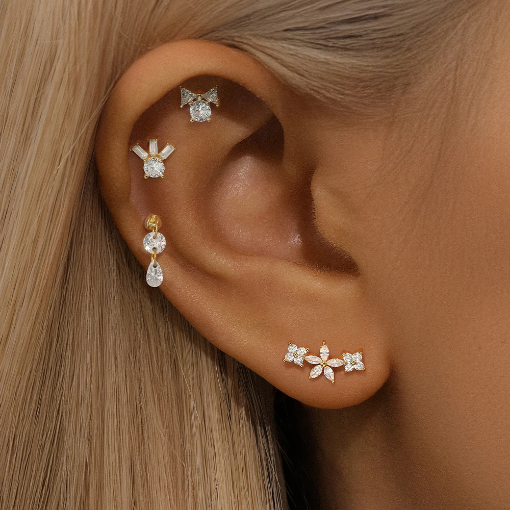 Женские серьги-гвоздики с белым цирконом, из серебра 925 пробы
Женские серьги-гвоздики с белым цирконом, из серебра 925 пробы