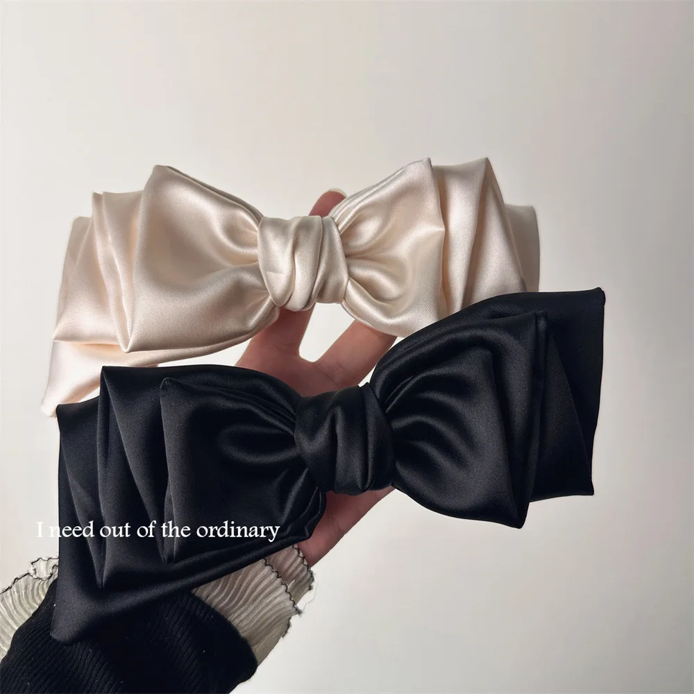 Large Black Satin Fabric Bow Spring Hair Clip Korean Style Sweet Versatile Ponytail Accessory for Women Premium Quality Daily
Large Black Satin Fabric Bow Spring Hair Clip Korean Style Sweet Versatile Ponytail Accessory for Women Premium Quality Daily