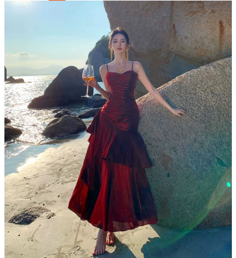 Ruffle-Luxurious Refined Adult Banquet Formal Red Dress
Ruffle-Luxurious Refined Adult Banquet Formal Red Dress