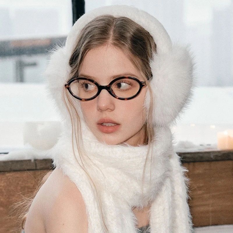 2025 New Plush White Earmuffs Winter Thickened Warm Comfortable Imitation Rabbit Fur Ear Cover Woman Outdoor Ear Protection
2025 New Plush White Earmuffs Winter Thickened Warm Comfortable Imitation Rabbit Fur Ear Cover Woman Outdoor Ear Protection