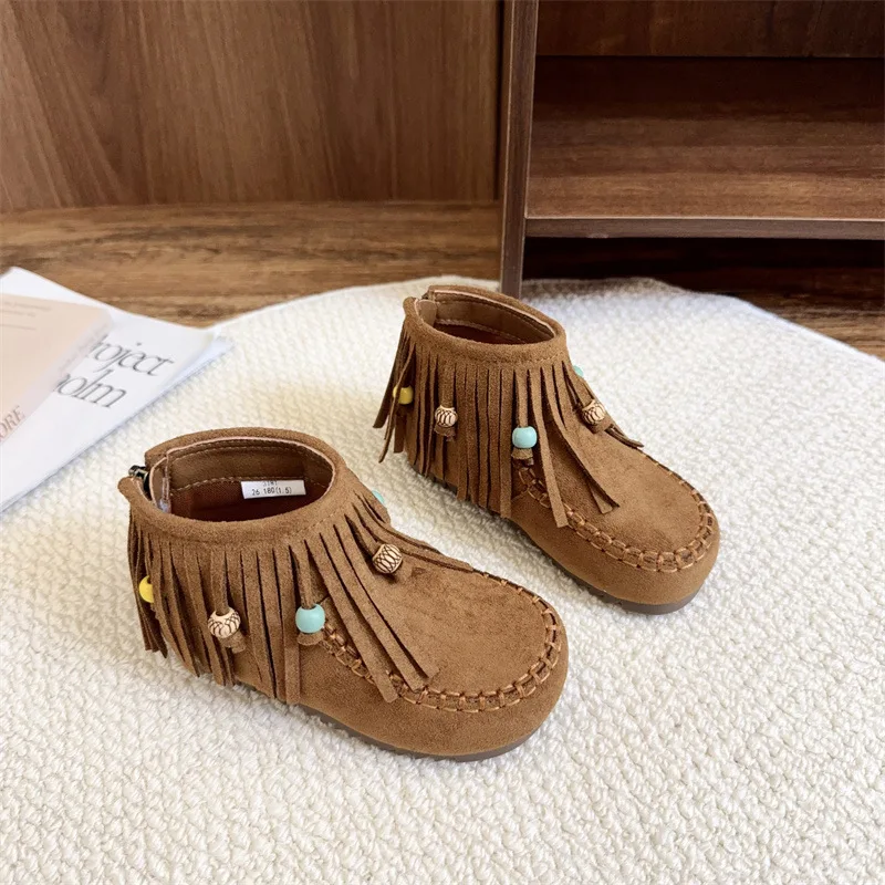 Новинка 2023 года, осенние кожаные ботинки принцессы в стиле ретро для девочек, детские короткие ботильоны с кисточками, теплая нескользящая детская обувь
Новинка 2023 года, осенние кожаные ботинки принцессы в стиле ретро для девочек, детские короткие ботильоны с кисточками, теплая нескользящая детская обувь