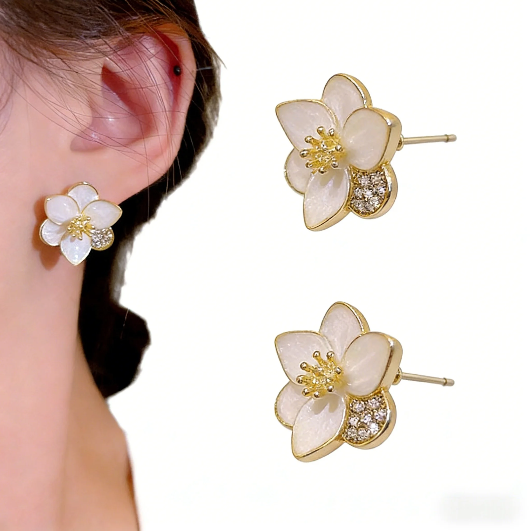 White Petal Stud Earrings Hypoallergenic and Lightweight Comfort Floral Earrings for Women Dainty
White Petal Stud Earrings Hypoallergenic and Lightweight Comfort Floral Earrings for Women Dainty