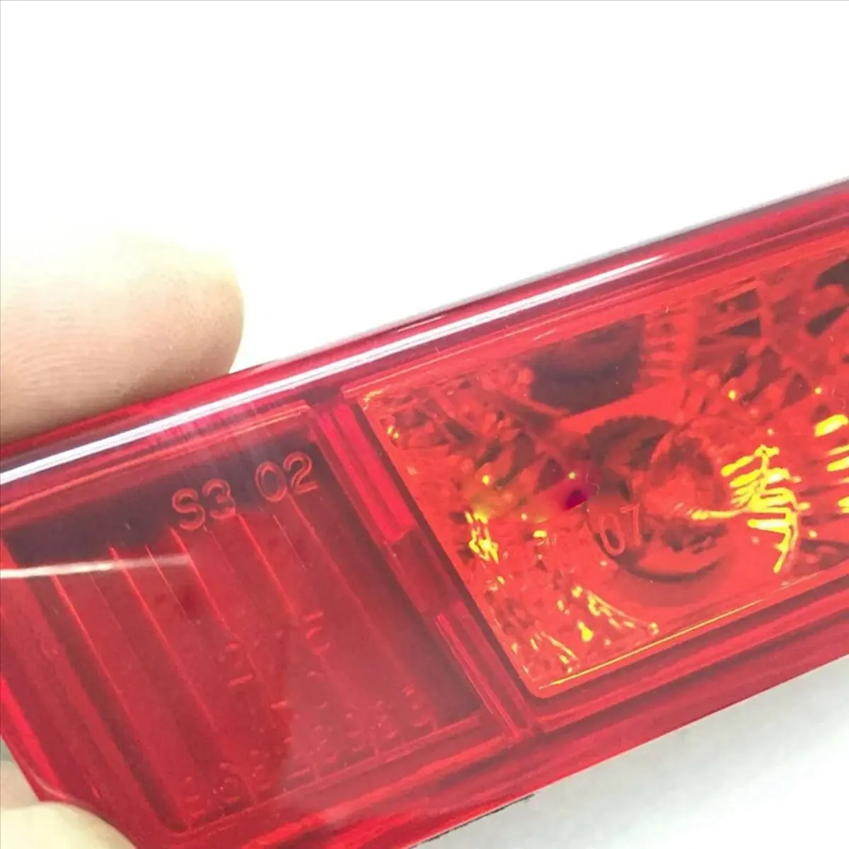 Привлекательный автомобильный 3-й третий хвост, задний третий стоп-сигнал, высокий стоп-сигнал для Chevrolet Captiva Sport 2008-2015
Привлекательный автомобильный 3-й третий хвост, задний третий стоп-сигнал, высокий стоп-сигнал для Chevrolet Captiva Sport 2008-2015