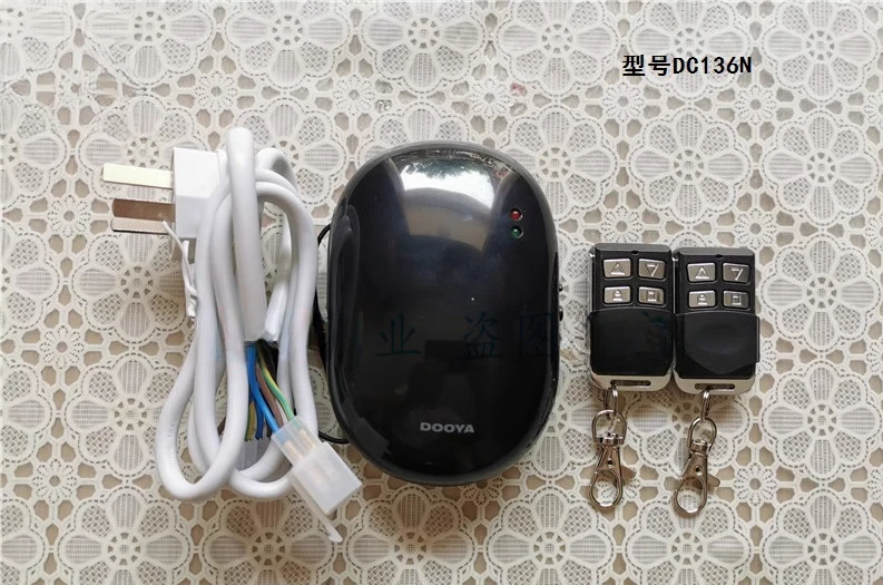 Garage door receiver controller Roller shutter remote control Four-wire tubular motor DC136 Universal
Garage door receiver controller Roller shutter remote control Four-wire tubular motor DC136 Universal