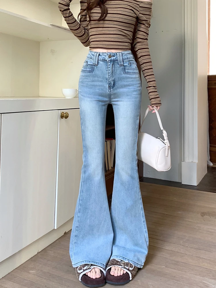 Summer 2026 High Waist Wide Leg Jeans Women's Fashionable Versatile Washed Denim Pants Casual Spring Blue Ladies' Jeans
Summer 2026 High Waist Wide Leg Jeans Women's Fashionable Versatile Washed Denim Pants Casual Spring Blue Ladies' Jeans