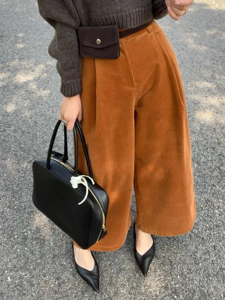 High Waist Orange Corduroy Wide Leg Pants Straight Cut Casual Trousers for Women Autumn Winter Season Faion Retro Sle
High Waist Orange Corduroy Wide Leg Pants Straight Cut Casual Trousers for Women Autumn Winter Season Faion Retro Sle