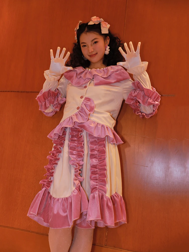 Fashionable Velvet Pink Set for Women Original Design Princess Lolita Style Small Audience South Jun Seasonal Polyester Fabric
Fashionable Velvet Pink Set for Women Original Design Princess Lolita Style Small Audience South Jun Seasonal Polyester Fabric