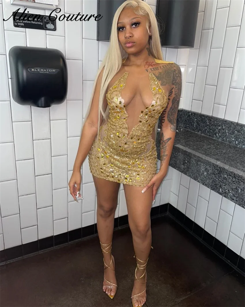 Brilliant Gold Short Prom Dress For Black Girls Bead Crystals Diamonds Birthday Gala Vestidos Vestidos De Festa Customized
Brilliant Gold Short Prom Dress For Black Girls Bead Crystals Diamonds Birthday Gala Vestidos Vestidos De Festa Customized