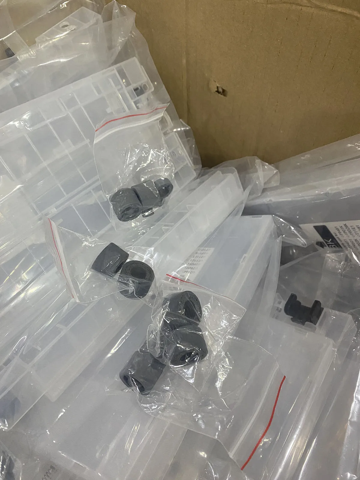 1 компл. X PA03708-0001 Ролик захвата + комплект шин тормозного ролика для Fujitsu SP-1120 SP-1125 SP-1130 SP1120 SP1125 SP1130
1 компл. X PA03708-0001 Ролик захвата + комплект шин тормозного ролика для Fujitsu SP-1120 SP-1125 SP-1130 SP1120 SP1125 SP1130