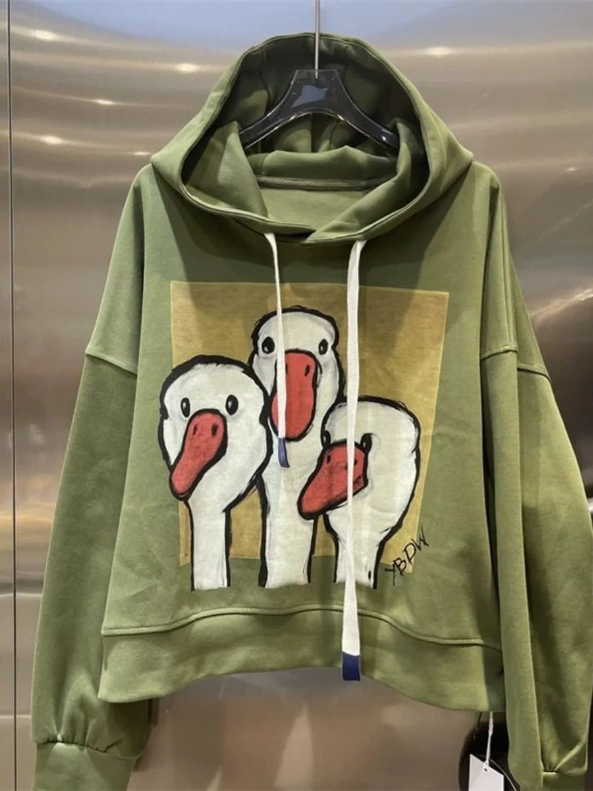 Уличная одежда: удлиненное худи для женщин, свободный крой, осенняя верхняя одежда, большие размеры, удобный полиэстер, повседневный свитшот
Уличная одежда: удлиненное худи для женщин, свободный крой, осенняя верхняя одежда, большие размеры, удобный полиэстер, повседневный свитшот