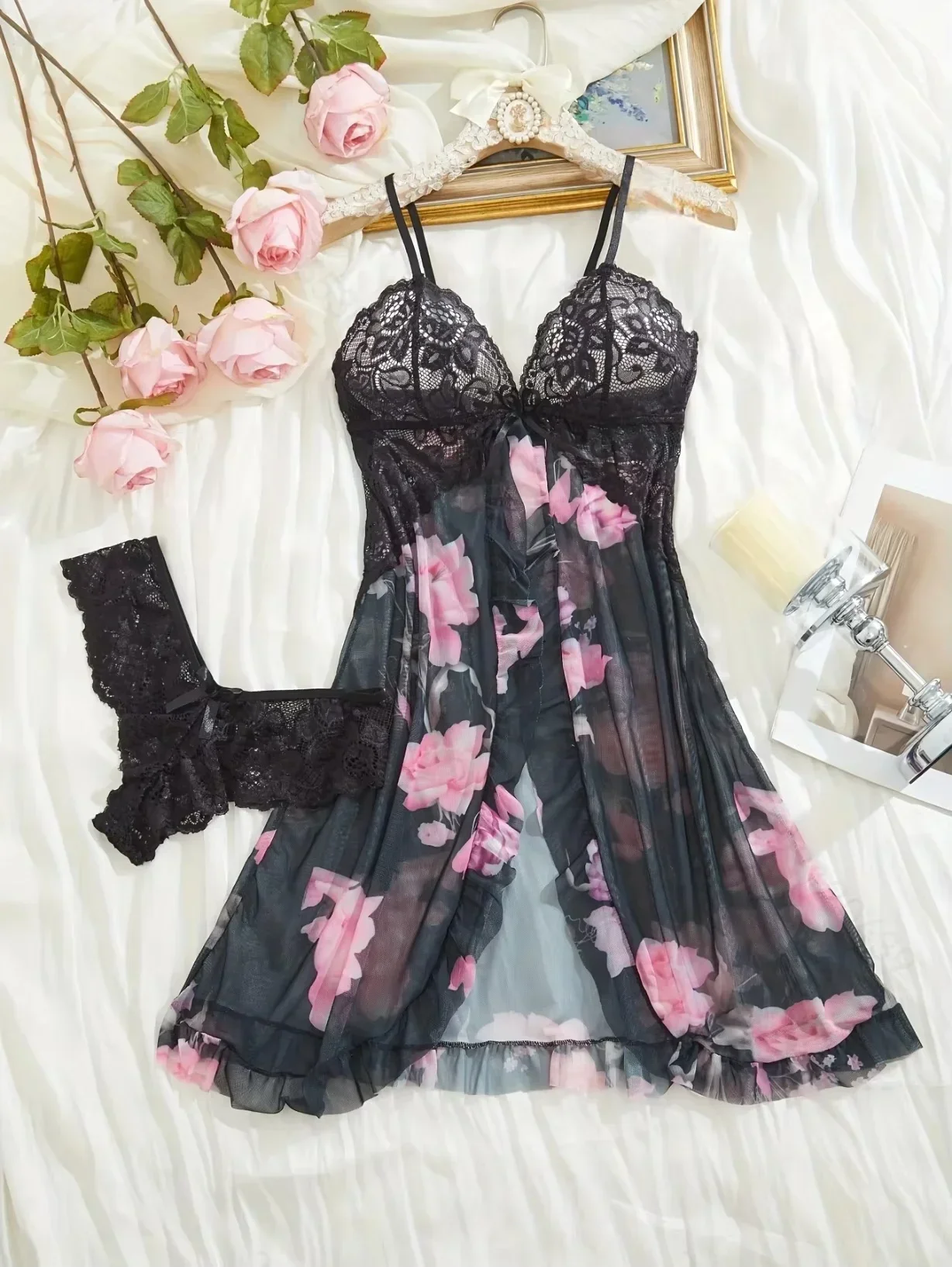 Women's nightwear-night dress Contrast Lace Ruffle Trim Lingerie Set Deep V Slip Dress & Thong Women's Sexy Lingerie & Underwear
Women's nightwear-night dress Contrast Lace Ruffle Trim Lingerie Set Deep V Slip Dress & Thong Women's Sexy Lingerie & Underwear