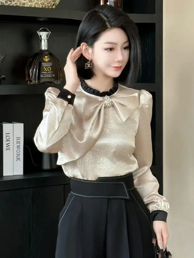 Женская блузка цвета шампань с длинным рукавом, элегантная и модная, весна 2025, премиум-класс, из полиэстера
Женская блузка цвета шампань с длинным рукавом, элегантная и модная, весна 2025, премиум-класс, из полиэстера