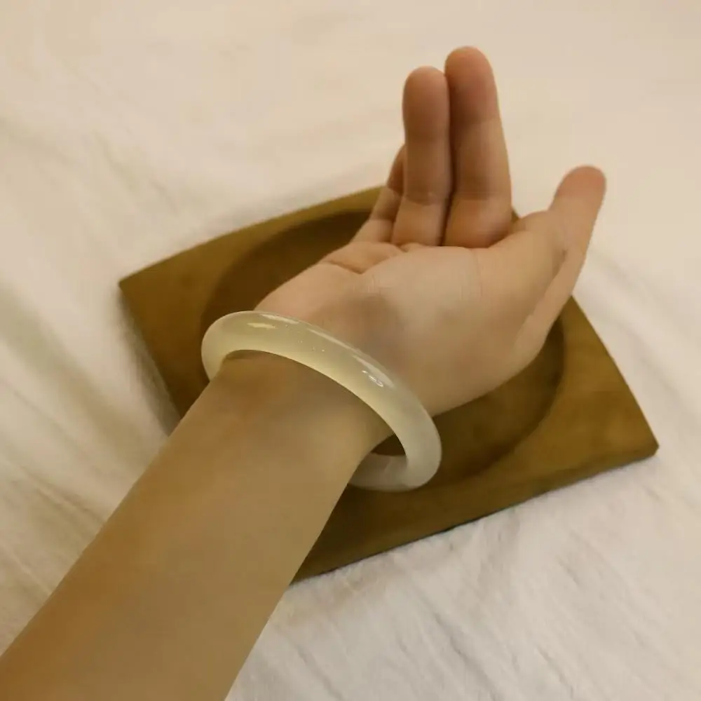 Bracelet Champagne color High Quality Women's Bracelet Anniversary / Birthday Gift Girlfriend Translucent Natural Fashion Bangle
Bracelet Champagne color High Quality Women's Bracelet Anniversary / Birthday Gift Girlfriend Translucent Natural Fashion Bangle