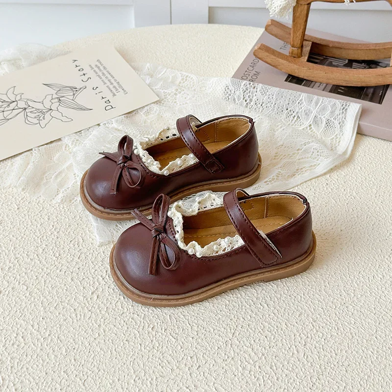 2025 Children Casual Shoes for Girls Spring Autumn New Fashion Korean Style Soft Sole Anti-slippery Versatile Lace Leather Shoes
2025 Children Casual Shoes for Girls Spring Autumn New Fashion Korean Style Soft Sole Anti-slippery Versatile Lace Leather Shoes