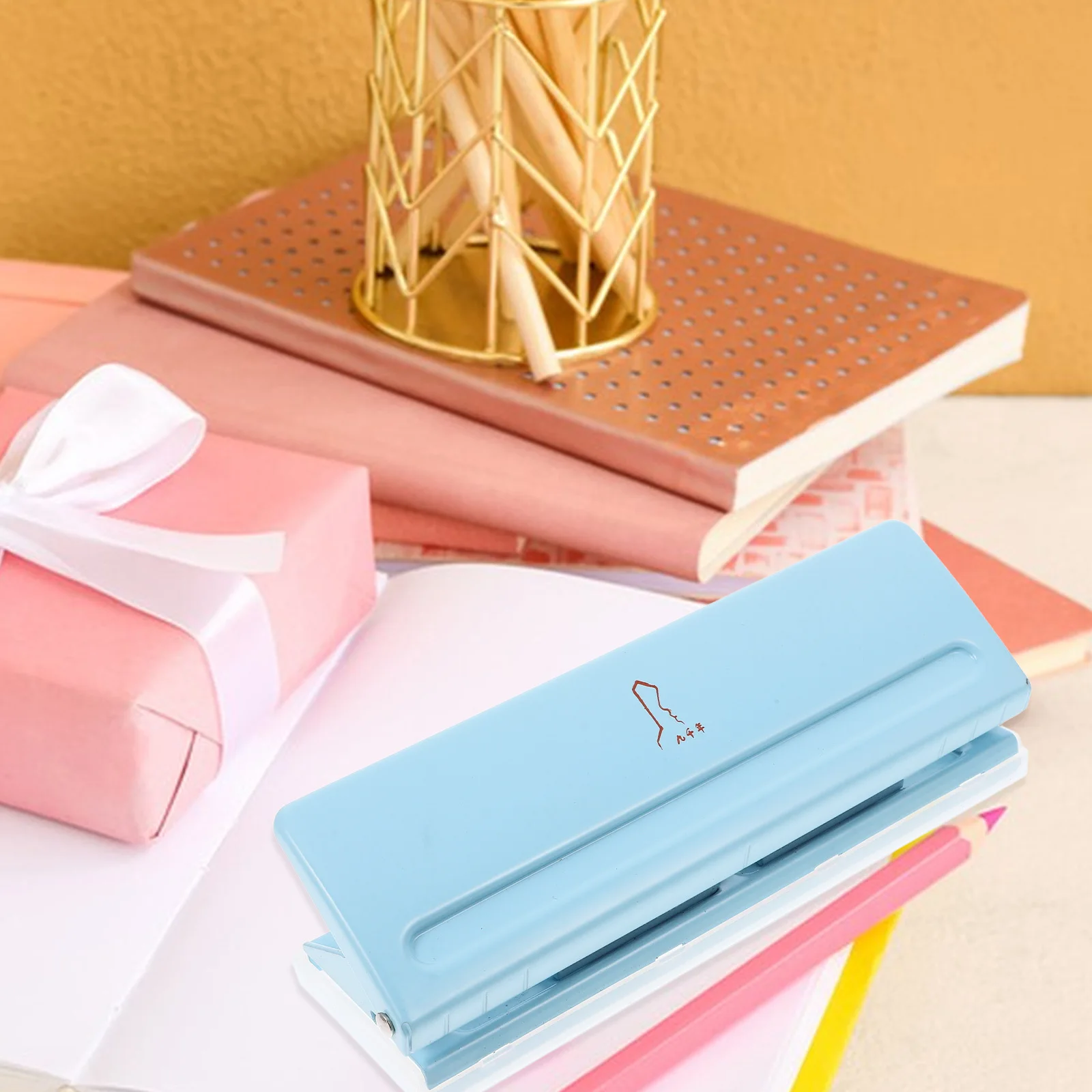 Hole Puncher Portable Six-Holes Punch Machine For Notebook Notepad Paper Diy Craft Scrapbook Album Diary Binder Handheld
Hole Puncher Portable Six-Holes Punch Machine For Notebook Notepad Paper Diy Craft Scrapbook Album Diary Binder Handheld