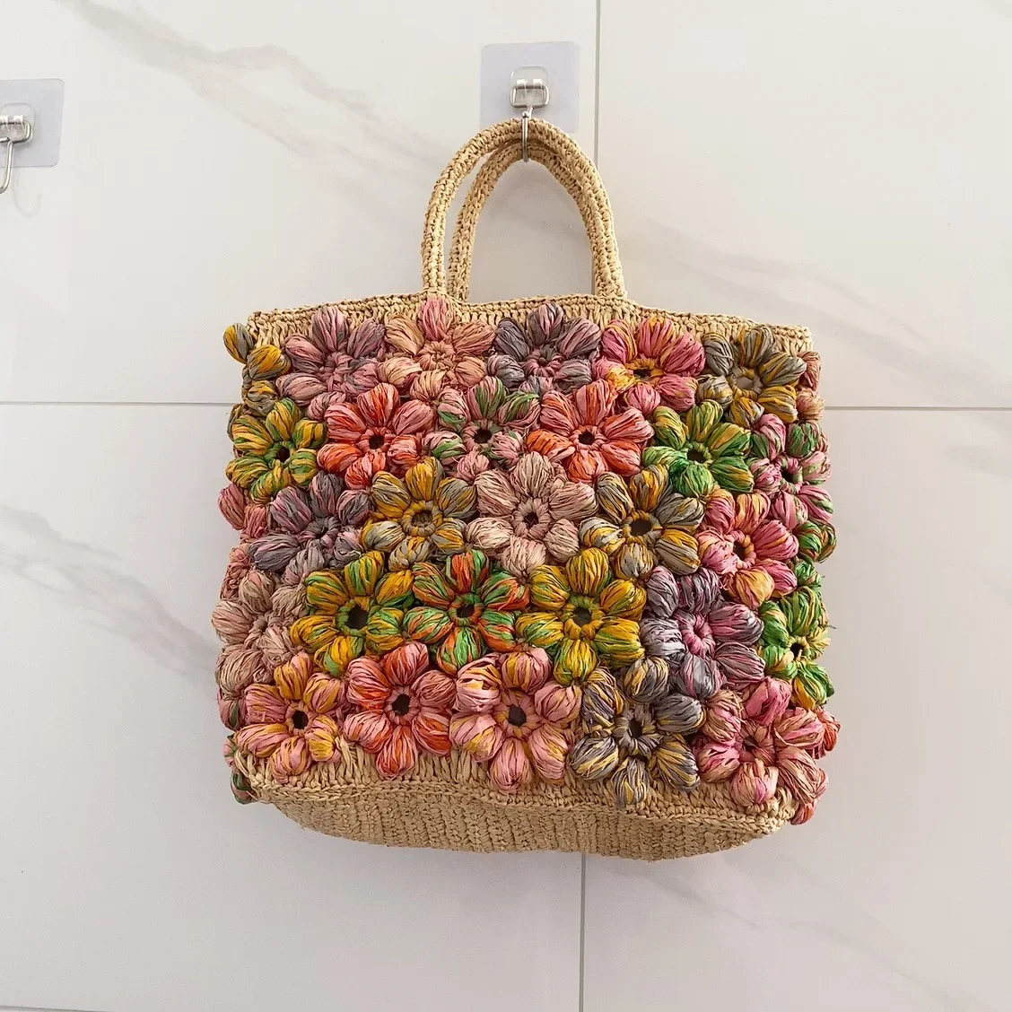 Summer Trend Large Capacity Lafite handmade flowers Straw Woven Shoulder Bag Knitting Ladies Beach Bag Luxury Designer Handbag
Summer Trend Large Capacity Lafite handmade flowers Straw Woven Shoulder Bag Knitting Ladies Beach Bag Luxury Designer Handbag