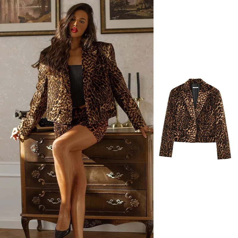 Women's Autumn Coat Lapel Long Sleeve Pockets Loose Vintage Leopard Jackets 2025 Streetwear Woman Brown Outwear Cardigans
Women's Autumn Coat Lapel Long Sleeve Pockets Loose Vintage Leopard Jackets 2025 Streetwear Woman Brown Outwear Cardigans