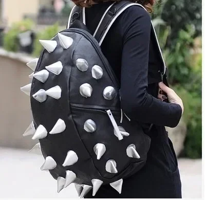 2026 New Fashion Men Women Rivet Backpacks Quality Unisex Student School Bag Female Male Computer Bag High Capacity Travel Bag
2026 New Fashion Men Women Rivet Backpacks Quality Unisex Student School Bag Female Male Computer Bag High Capacity Travel Bag