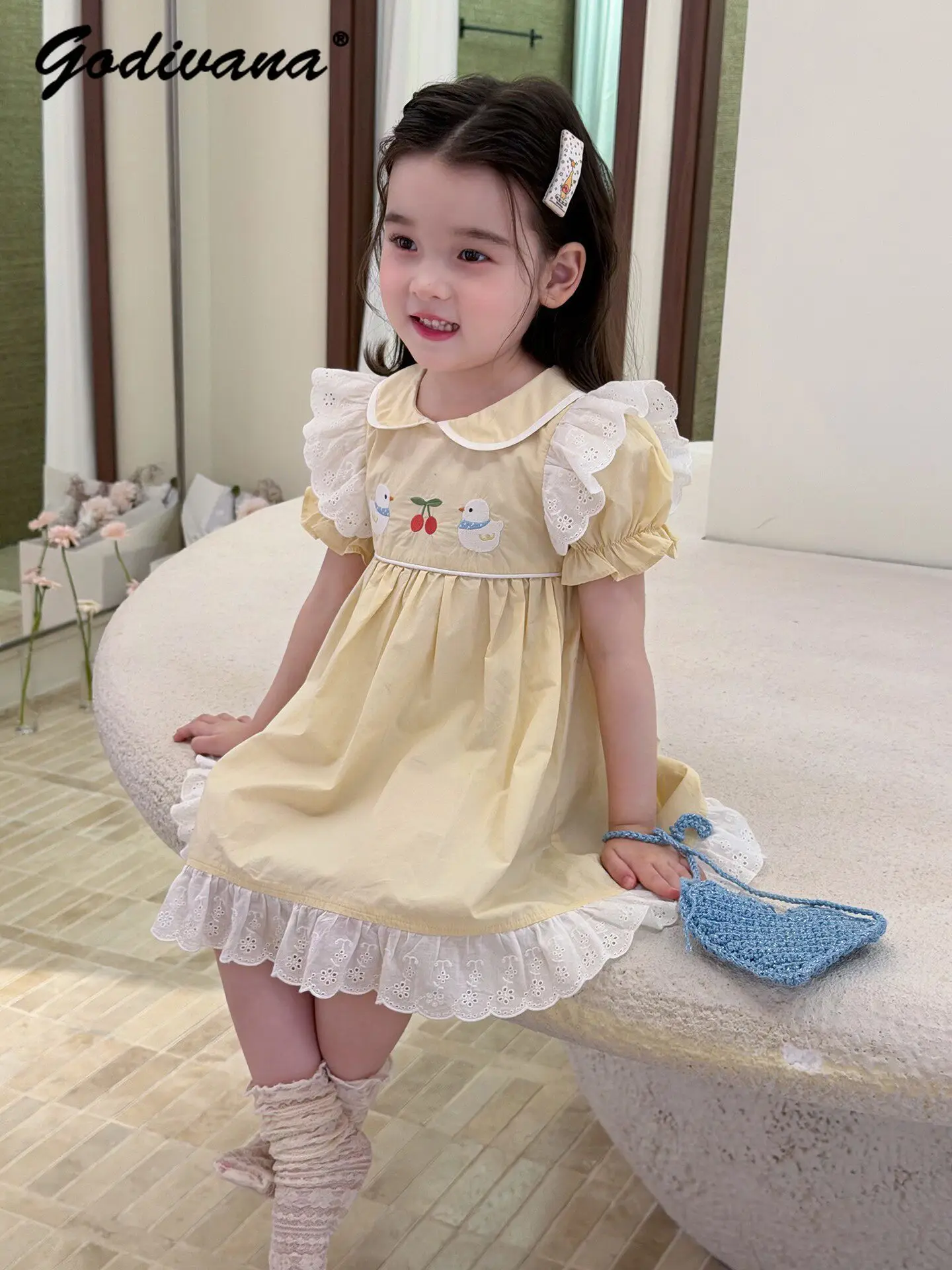 Sweet Baby Girls Pure Cotton Cute Cartoon Print Princess Dress 2026 Summer New Kids Doll Collar Puff Sleeve Lace Trim Dresses
Sweet Baby Girls Pure Cotton Cute Cartoon Print Princess Dress 2026 Summer New Kids Doll Collar Puff Sleeve Lace Trim Dresses