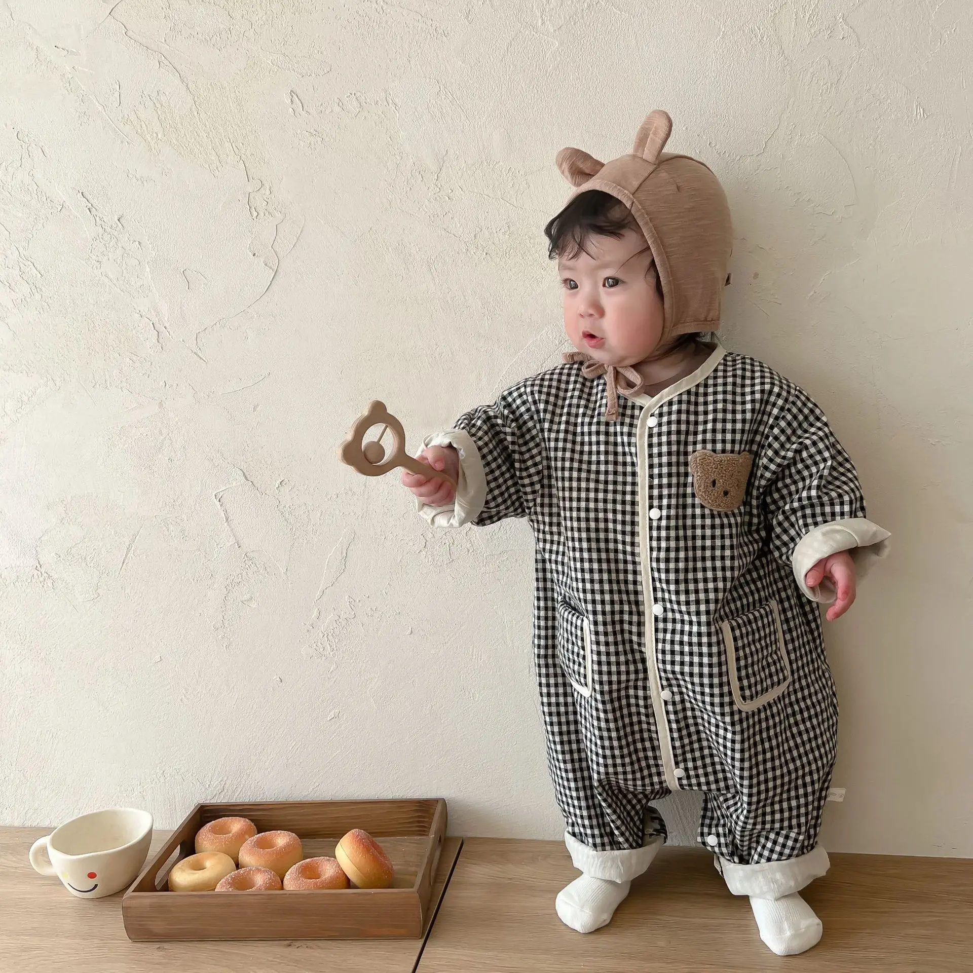 2024 New Baby Loose Romper Infant Cute Bear Jumpsuit For Boys Toddler Girl Casual Plaid Romper Autumn Fashion Newborn Clothes
2024 New Baby Loose Romper Infant Cute Bear Jumpsuit For Boys Toddler Girl Casual Plaid Romper Autumn Fashion Newborn Clothes
