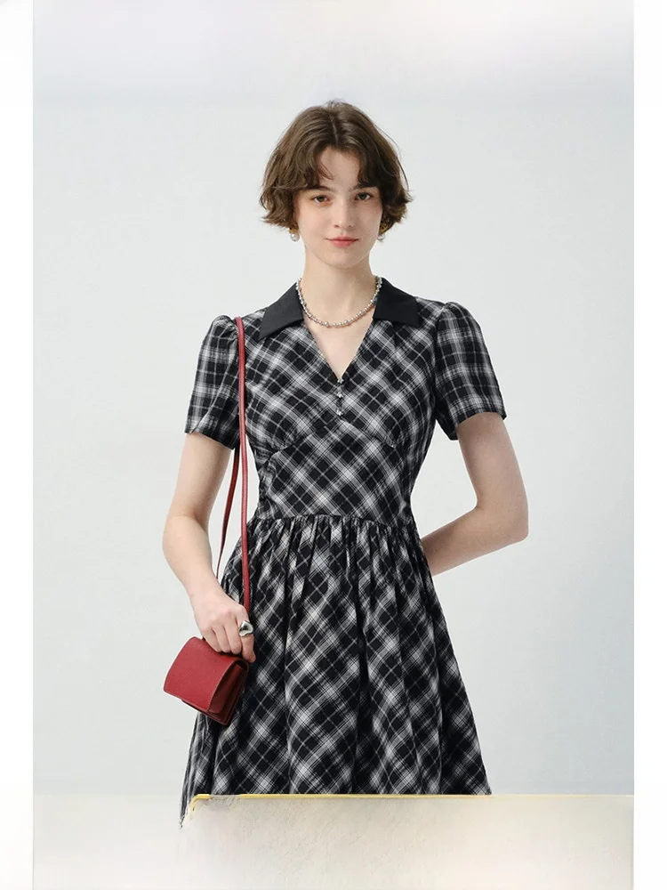 Black White Plaid Maxi Dress Slimming Short Skirt Women's Fashion Retro Summer Commute Style High Waist A-Line Dress
Black White Plaid Maxi Dress Slimming Short Skirt Women's Fashion Retro Summer Commute Style High Waist A-Line Dress
