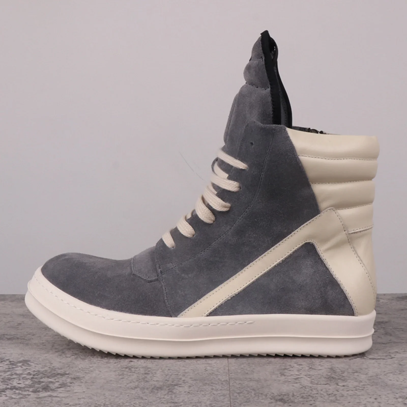 High Top Quality Men and Women Casual Sneakers boots 35-48 Fashion Real leather Tennis shoes Punk Goth Zipper RO Trendy shoes
High Top Quality Men and Women Casual Sneakers boots 35-48 Fashion Real leather Tennis shoes Punk Goth Zipper RO Trendy shoes