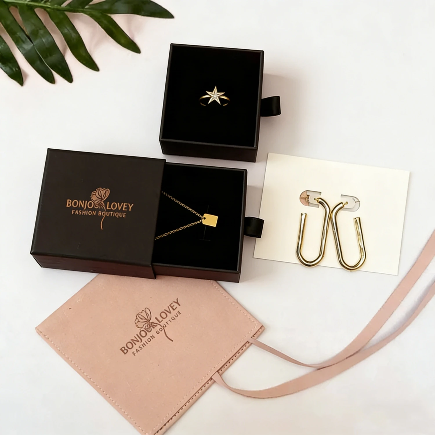 20pcs Custom Logo White Jewelry Drawer Organizer Box Set - Gift Packaging Box with Microfiber Suede Pouches for Earring Storage
20pcs Custom Logo White Jewelry Drawer Organizer Box Set - Gift Packaging Box with Microfiber Suede Pouches for Earring Storage