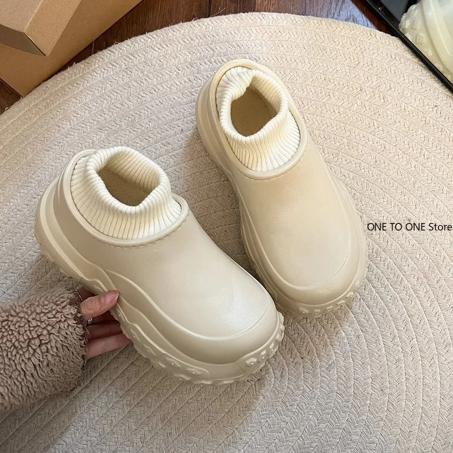 Winter New Sports Wind Outside Wear Warm Padded Cotton Shoes Waterproof Heightening Thick Bottom Fashion Short Boots Female
Winter New Sports Wind Outside Wear Warm Padded Cotton Shoes Waterproof Heightening Thick Bottom Fashion Short Boots Female