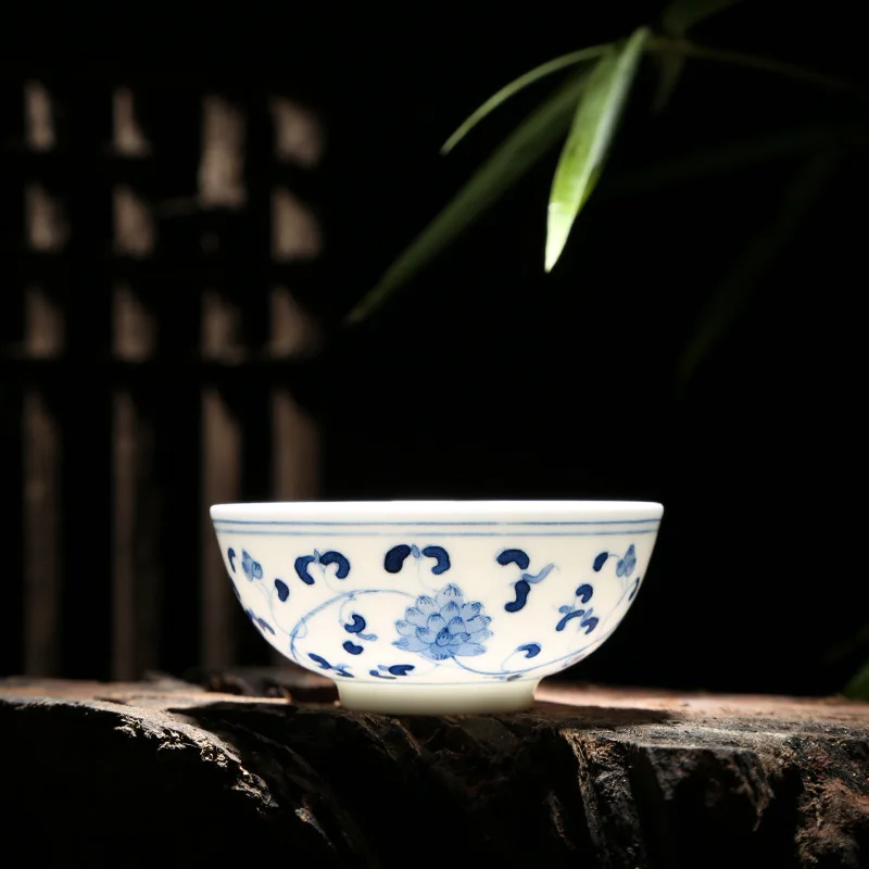 Jingdezhen Handmade and Hand-Painted Tea Cup Small Teacup Ceramic Personal Kung Fu Set Single Bowl
Jingdezhen Handmade and Hand-Painted Tea Cup Small Teacup Ceramic Personal Kung Fu Set Single Bowl