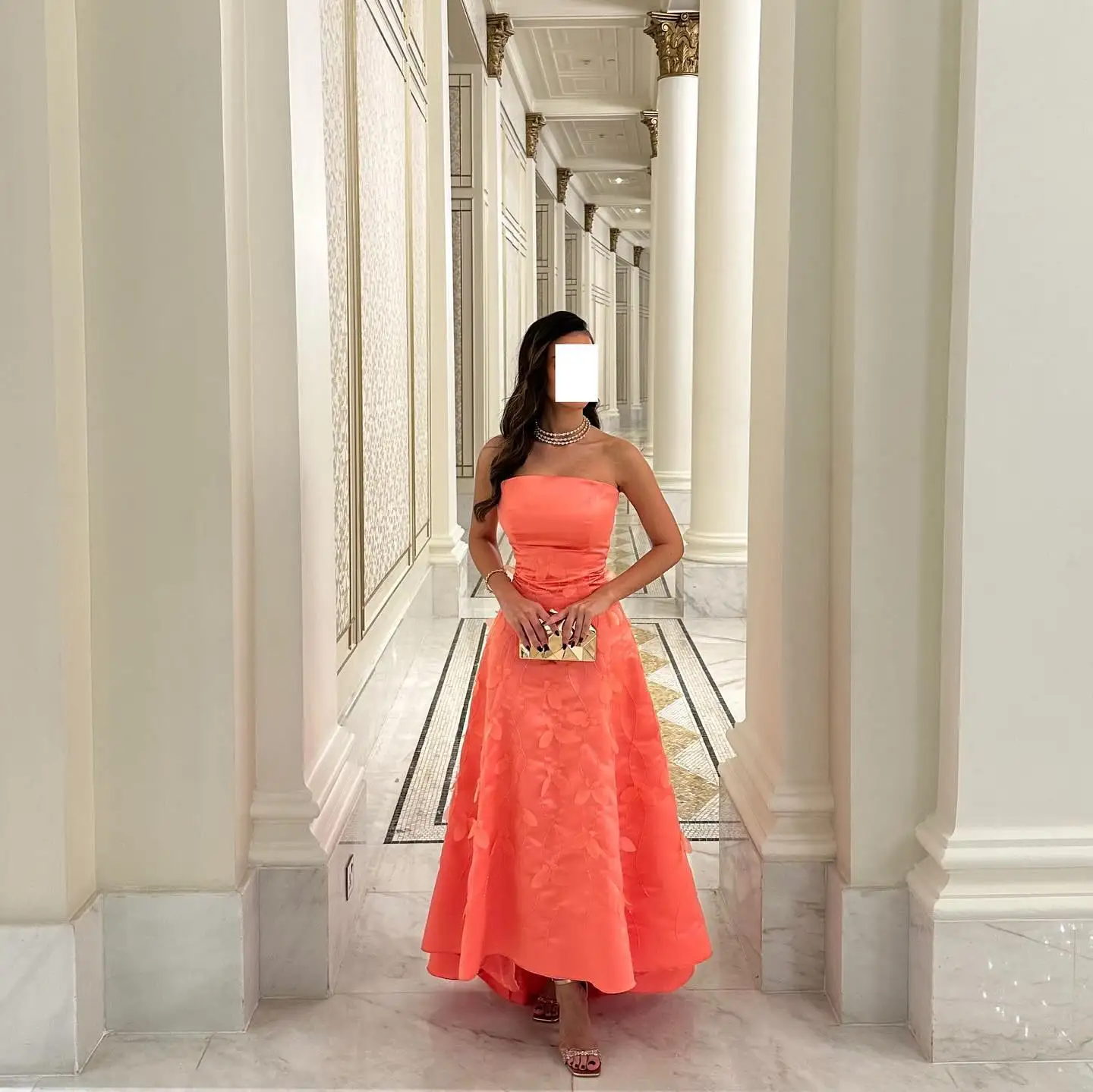 Customized Modern Strapless Jersey Sleeveless Appliques Evening Dresses Elegant Floor Length Celebrity Gowns Vestido De Noche
Customized Modern Strapless Jersey Sleeveless Appliques Evening Dresses Elegant Floor Length Celebrity Gowns Vestido De Noche