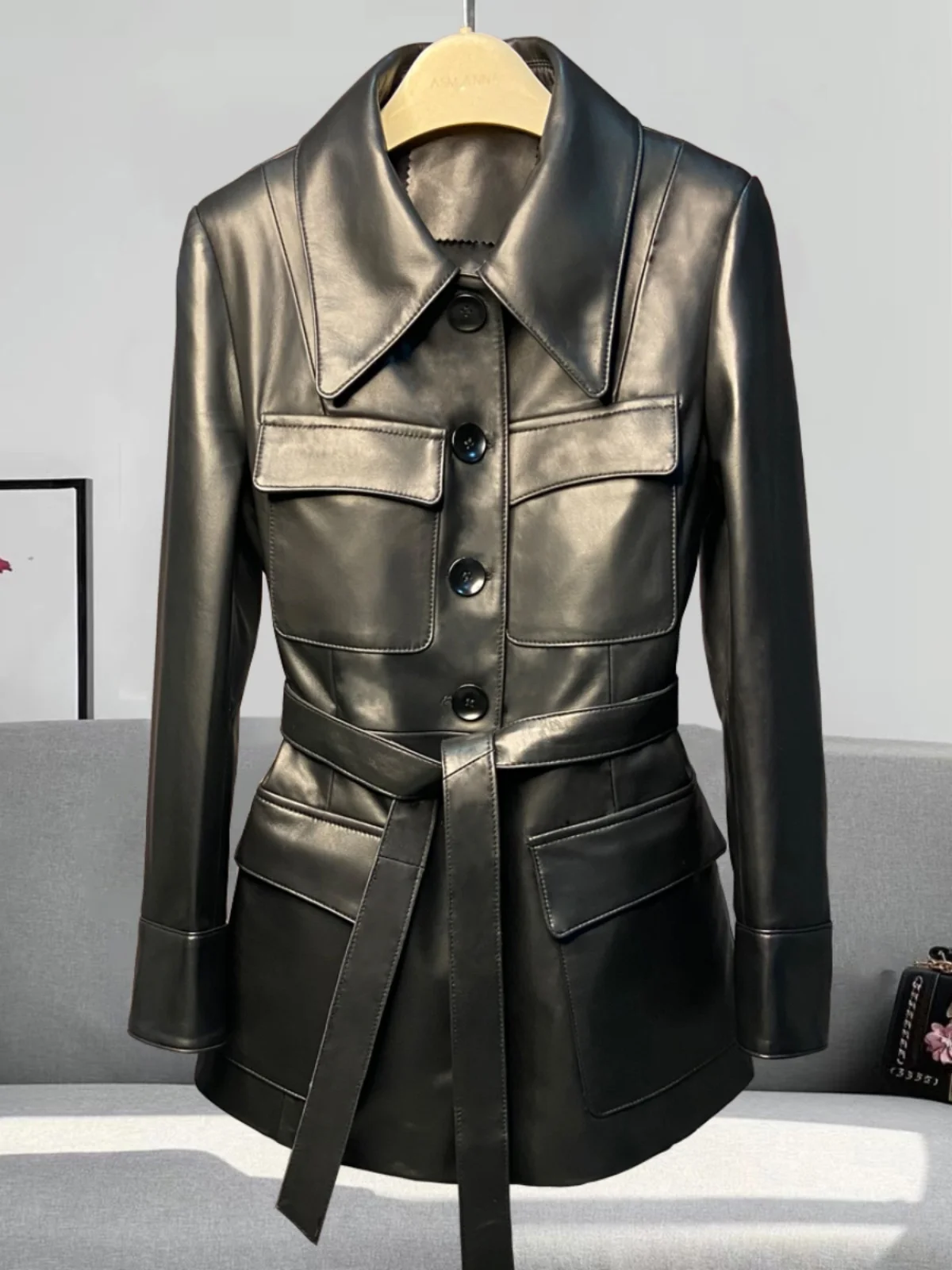 Весна 2024, женское облегающее кожаное пальто из овчины, костюм средней длины, верхняя одежда, Sli, повседневная одежда на молнии, C...
Весна 2024, женское облегающее кожаное пальто из овчины, костюм средней длины, верхняя одежда, Sli, повседневная одежда на молнии, C...