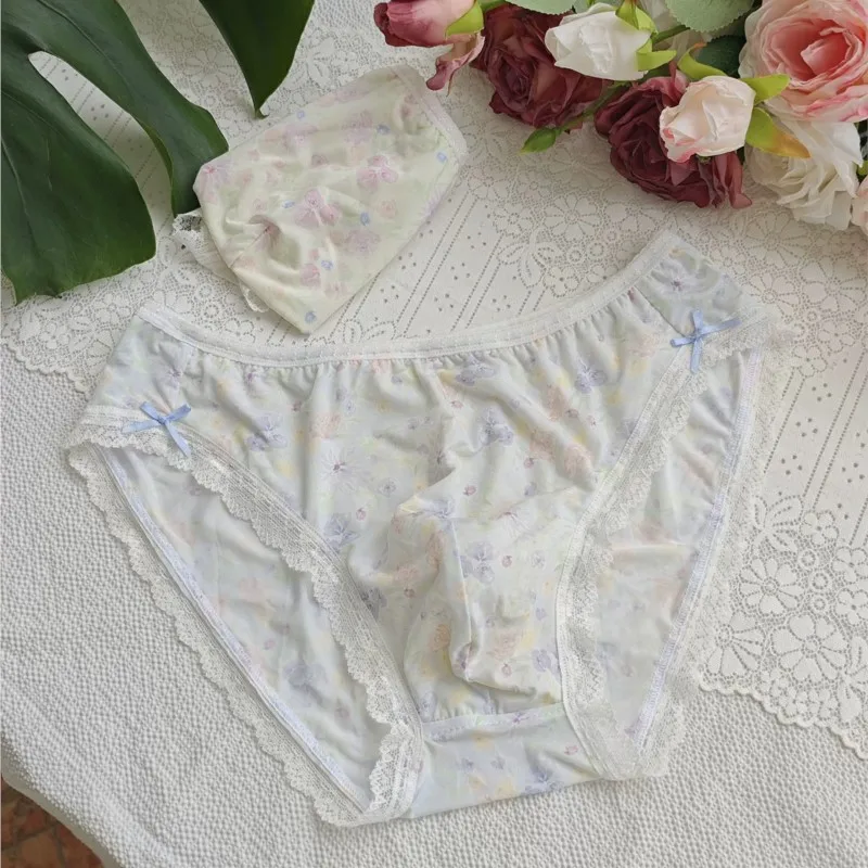 Panties Man's Bow Lace Trim Briefs Floral Print Sexy Thin Soft Silky Touch Sexy Lingerie Party LGBQ BF Gifts FKK Thai Harajuku
Panties Man's Bow Lace Trim Briefs Floral Print Sexy Thin Soft Silky Touch Sexy Lingerie Party LGBQ BF Gifts FKK Thai Harajuku