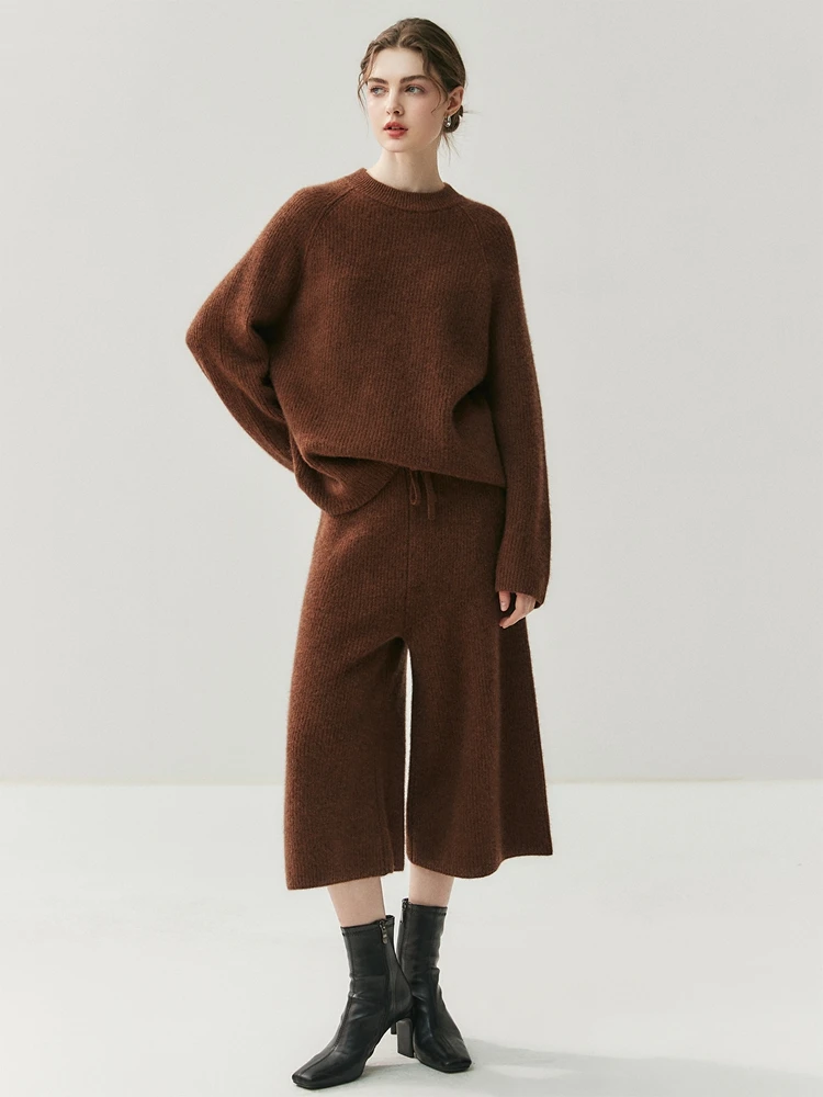 ANGEL Women Cardigan Hat Pullover and Pants Cashmere Clothes Set Autumn Winter 100% Cashmere Thick Loose Knit Cropped Shorts Set
ANGEL Women Cardigan Hat Pullover and Pants Cashmere Clothes Set Autumn Winter 100% Cashmere Thick Loose Knit Cropped Shorts Set