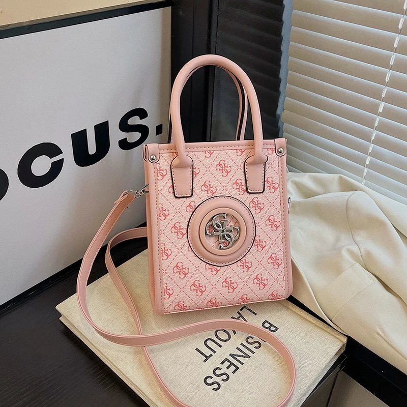 2025 High End Small Square Shoulder Messenger Handbag - 2025 New Printed Fashion Design, Commuter & Versatile, Premium Material
2025 High End Small Square Shoulder Messenger Handbag - 2025 New Printed Fashion Design, Commuter & Versatile, Premium Material