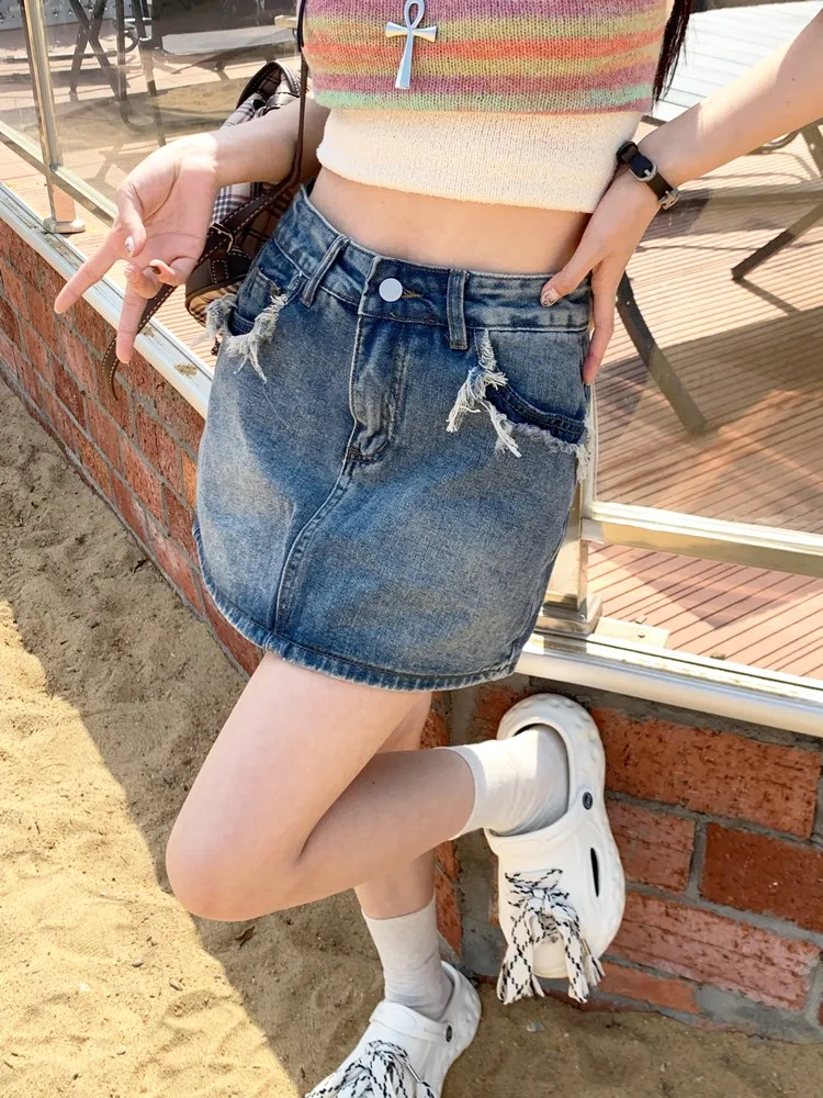 GUUZYUVIZ Vintage Pocket Tassle Women Denim Skirts High Waist Straight Jeans Skirts Female Spring Summer
GUUZYUVIZ Vintage Pocket Tassle Women Denim Skirts High Waist Straight Jeans Skirts Female Spring Summer
