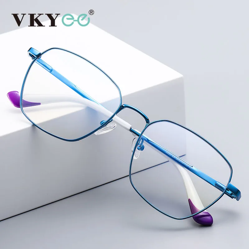 VICKY 2022 модные очки для чтения с защитой от сисветильник света женские высококачественные ацетатные очки с защитой от синего света мужские очки по рецепту
VICKY 2022 модные очки для чтения с защитой от сисветильник света женские высококачественные ацетатные очки с защитой от синего света мужские очки по рецепту