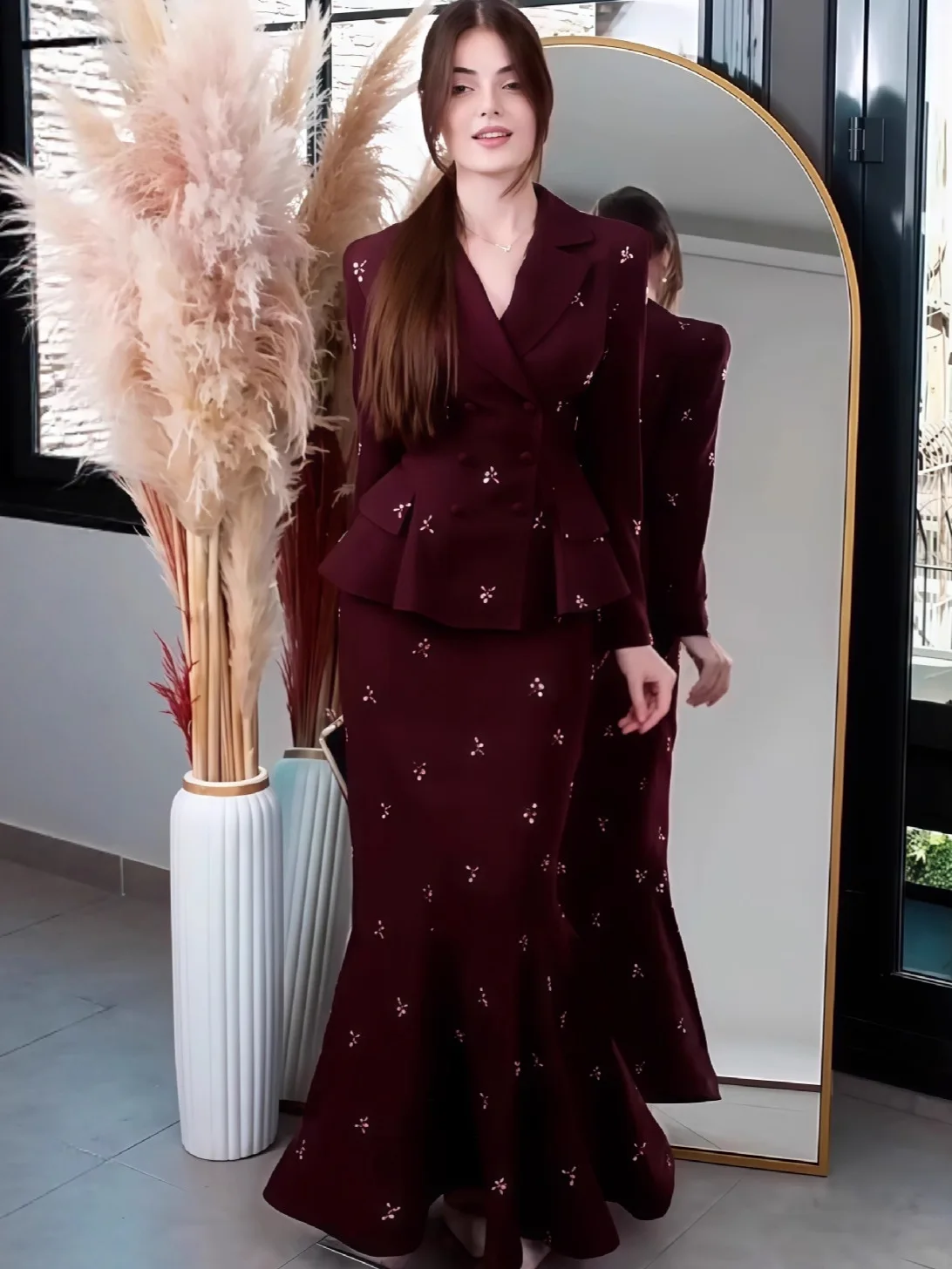 New 2026 Women's Style Suit Coat High Waist Slimming Skirt Two Piece Set Spring Autumn Fashion Elegant Office Wear
New 2026 Women's Style Suit Coat High Waist Slimming Skirt Two Piece Set Spring Autumn Fashion Elegant Office Wear